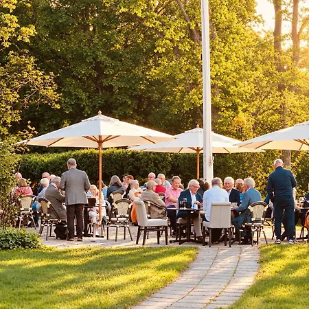 Hotel Karljohansvern, Sjomilitaere Samfund *