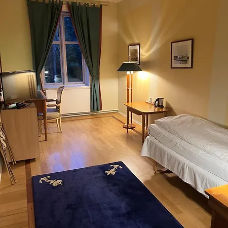 Hotel Karljohansvern, Sjomilitaere Samfund *
